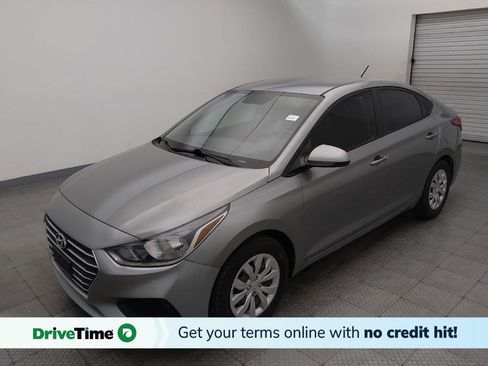 Used 2021 Hyundai Accent SE FWD image 1