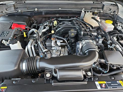 Used 2023 Jeep Wrangler Unlimited Rubicon w/ LED Lighting Group image 36