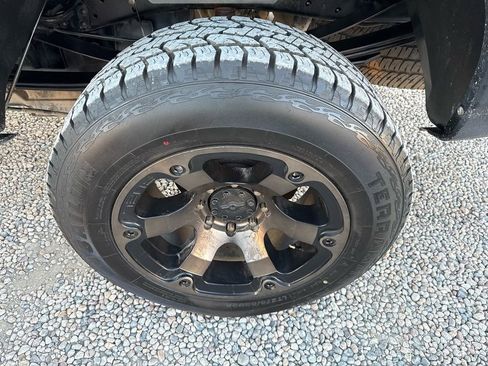 Used 2013 Ford F350 Platinum w/ FX4 Off Road Pkg image 34