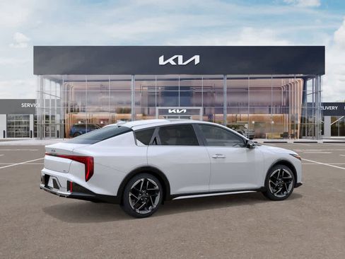 New 2026 Kia K4 GT-Line FWD image 6