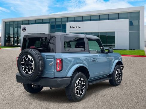 Used 2022 Ford Bronco Outer Banks image 3