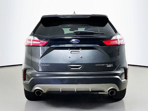 Used 2019 Ford Edge Titanium w/ Cold Weather Package AWD/4WD image 6