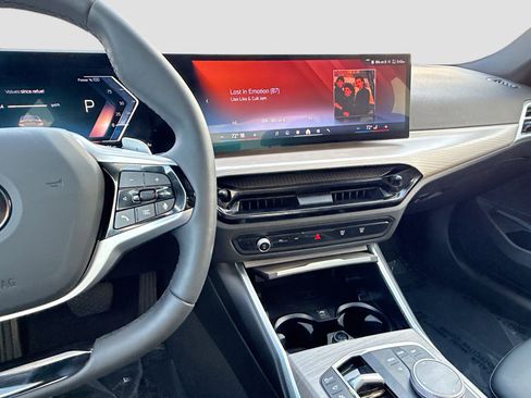 Used 2025 BMW 330i xDrive 330i xDrive image 29