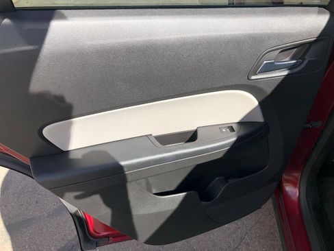 Used 2017 Chevrolet Equinox Premier w/ Enhanced Convenience Package image 23