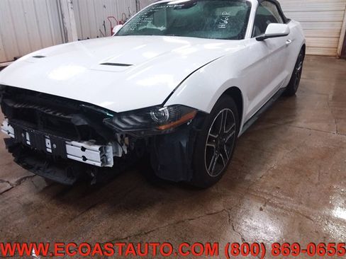 Used 2021 Ford Mustang Premium image 14