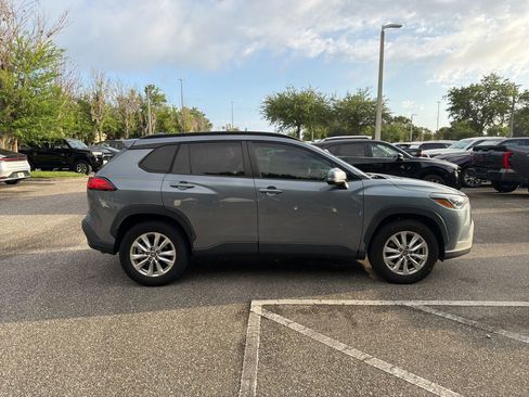 Used 2022 Toyota Corolla Cross LE w/ Moonroof Package AWD/4WD image 6