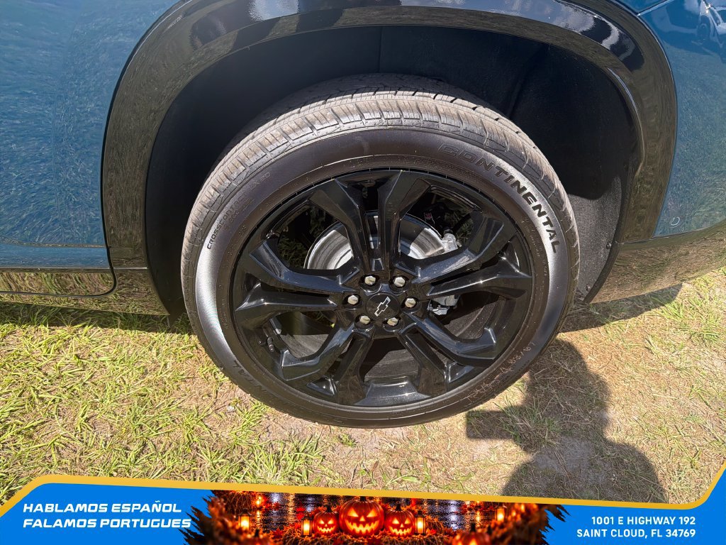 New 2027 Chevrolet Traverse RS FWD image 11