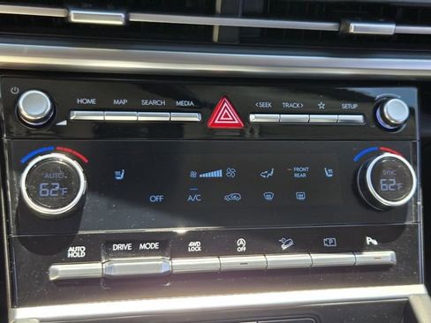 Used 2026 Hyundai Santa Fe SEL AWD/4WD image 23