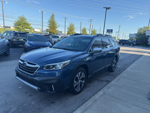 Used 2020 Subaru Outback Touring XT AWD/4WD image 7