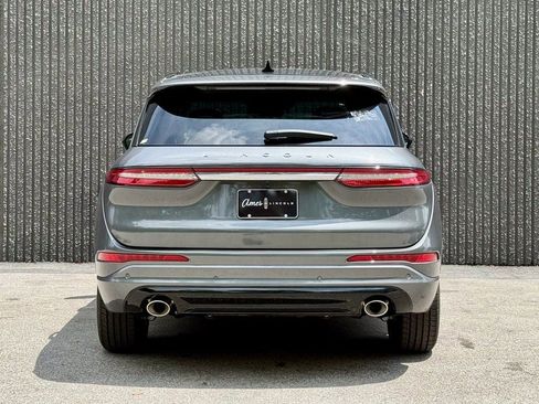 New 2025 Lincoln Corsair Grand Touring image 4