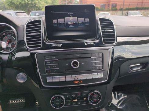 Used 2018 Mercedes-Benz GLS 63 AMG 4MATIC image 22