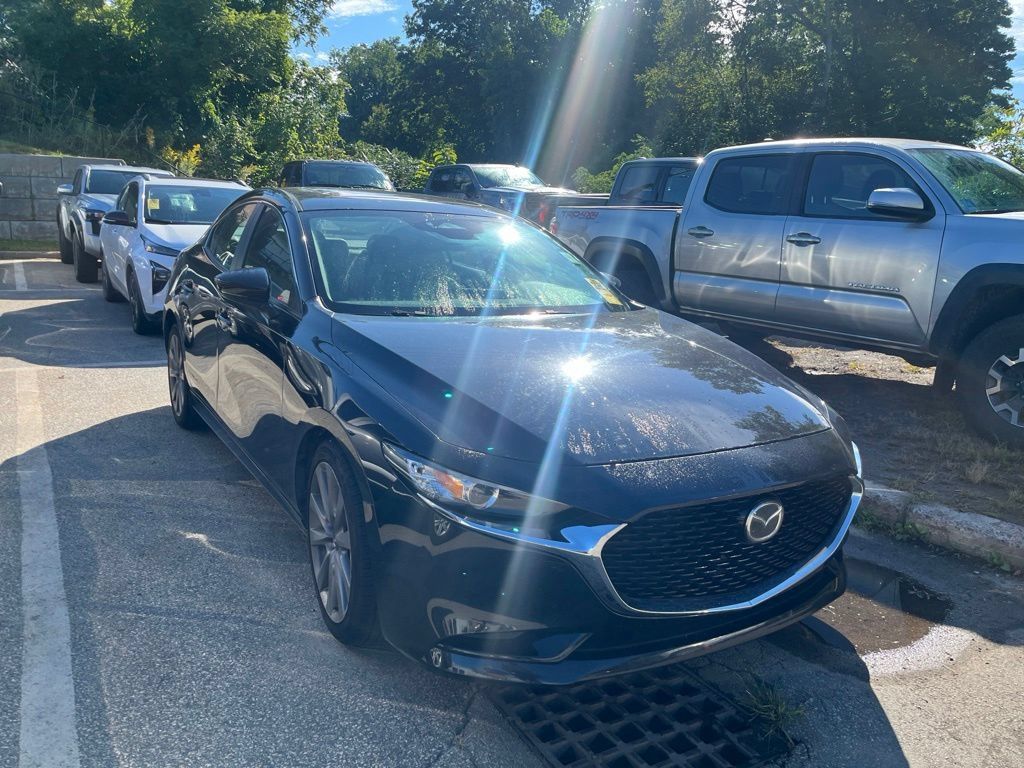 Used 2024 MAZDA MAZDA3 s FWD image 2