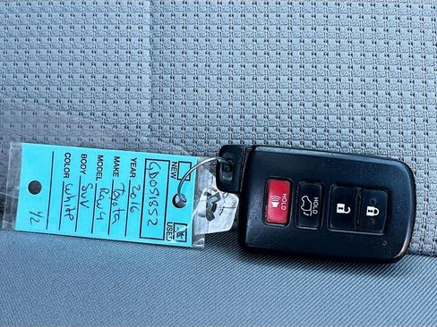 Used 2016 Toyota RAV4 XLE image 33