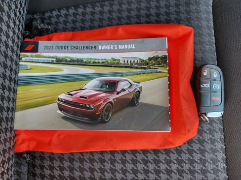 Used 2023 Dodge Challenger R/T w/ Blacktop Package image 43