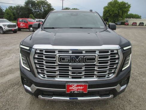 New 2026 GMC Yukon XL Elevation w/ Elevation Premium Package AWD/4WD image 10