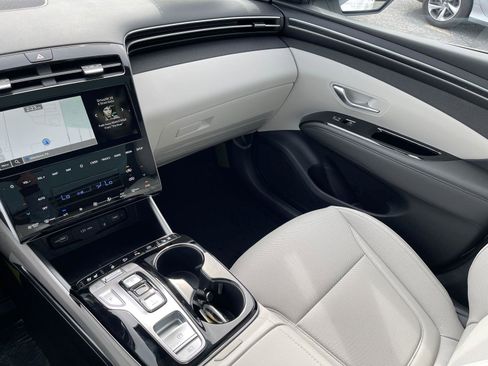 Used 2024 Hyundai Tucson Limited image 20