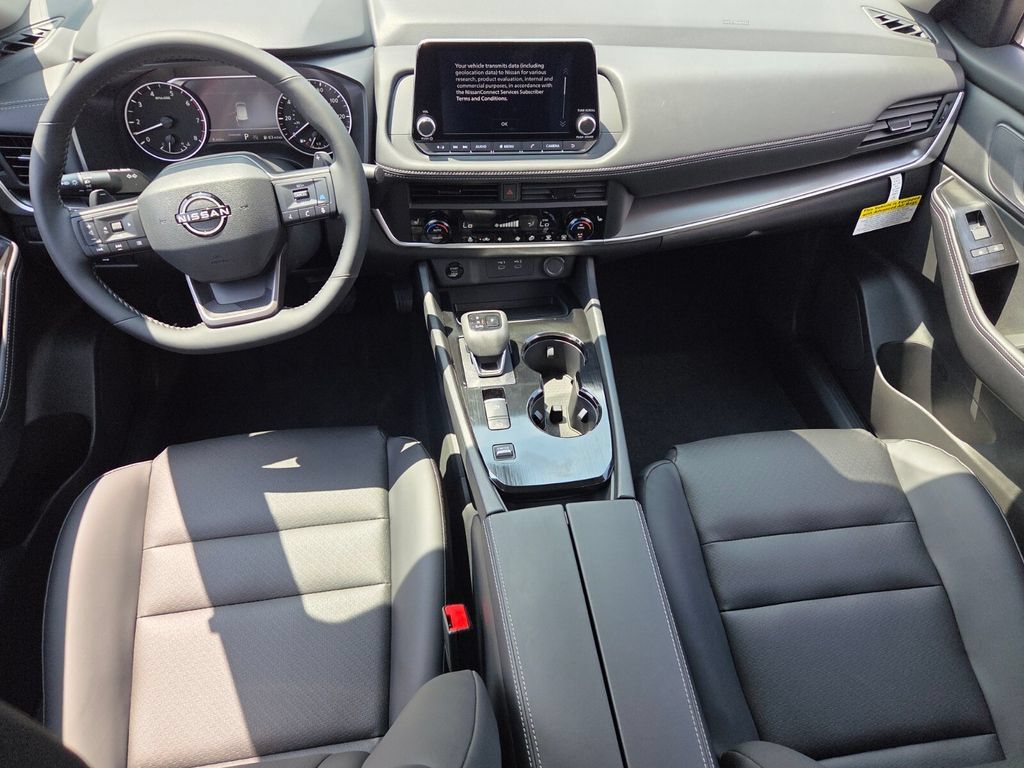 New 2026 Nissan Rogue Dark Armor FWD image 7