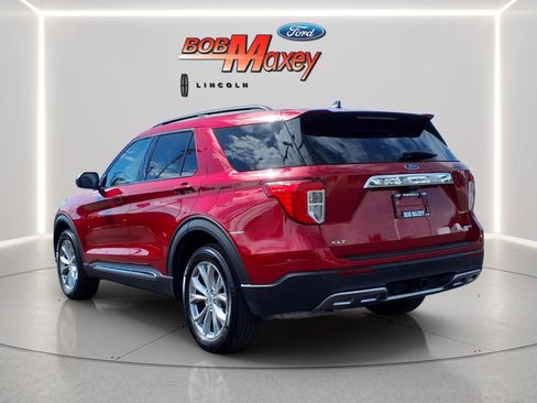 Used 2023 Ford Explorer XLT w/ Equipment Group 202A AWD/4WD image 6