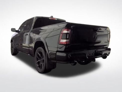 Used 2022 RAM 1500 Laramie AWD/4WD image 5