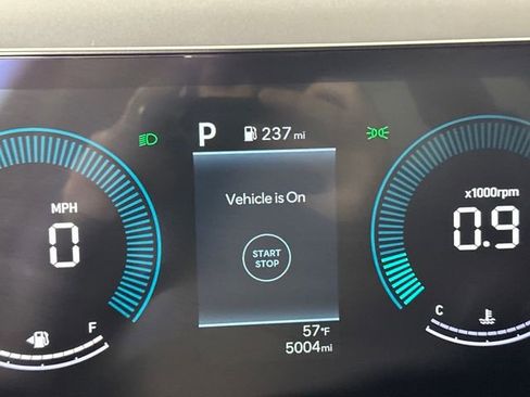 Certified 2025 Hyundai Santa Cruz SEL image 46