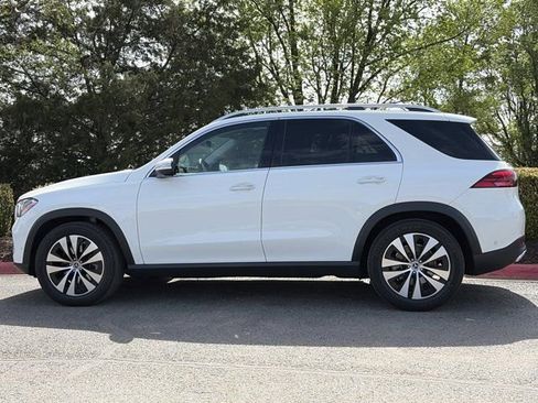 Used 2025 Mercedes-Benz GLE 350 4MATIC image 9