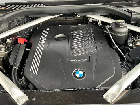 Used 2020 BMW X5 xDrive40i w/ Premium Package AWD/4WD image 32