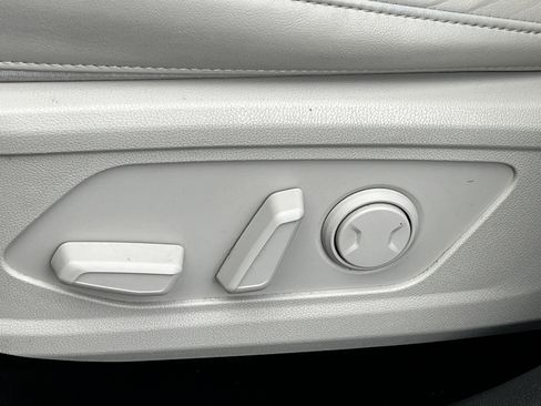 Used 2021 Kia Sorento EX w/ Panoramic Sunroof Package image 18