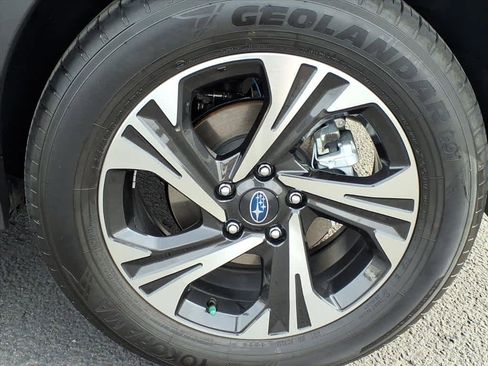 Certified 2025 Subaru Crosstrek 2.0i Premium image 12