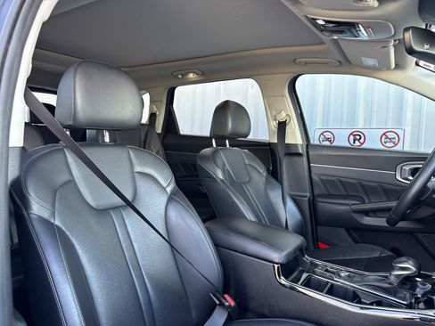 Used 2023 Kia Sorento SX image 24