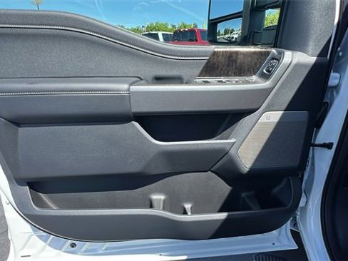 New 2025 Ford F350 Lariat image 21