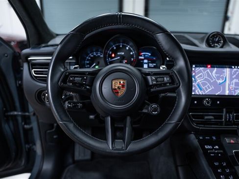 Used 2022 Porsche Macan GTS AWD/4WD image 52