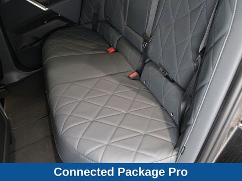 Used 2025 BMW iX M60 image 24