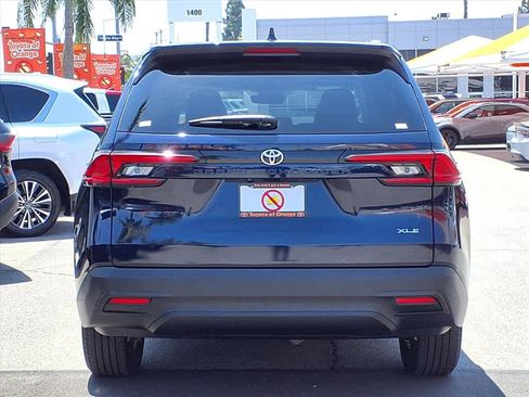 Used 2025 Toyota Grand Highlander FWD image 5