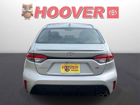 Used 2025 Toyota Corolla SE FWD image 3