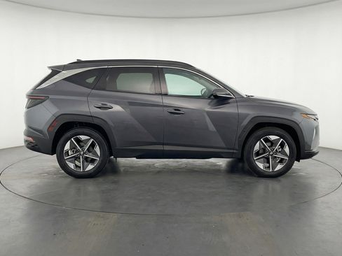 Used 2025 Hyundai Tucson SEL AWD/4WD image 11