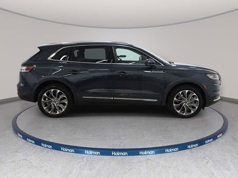 Certified 2022 Lincoln Nautilus Reserve AWD/4WD image 4