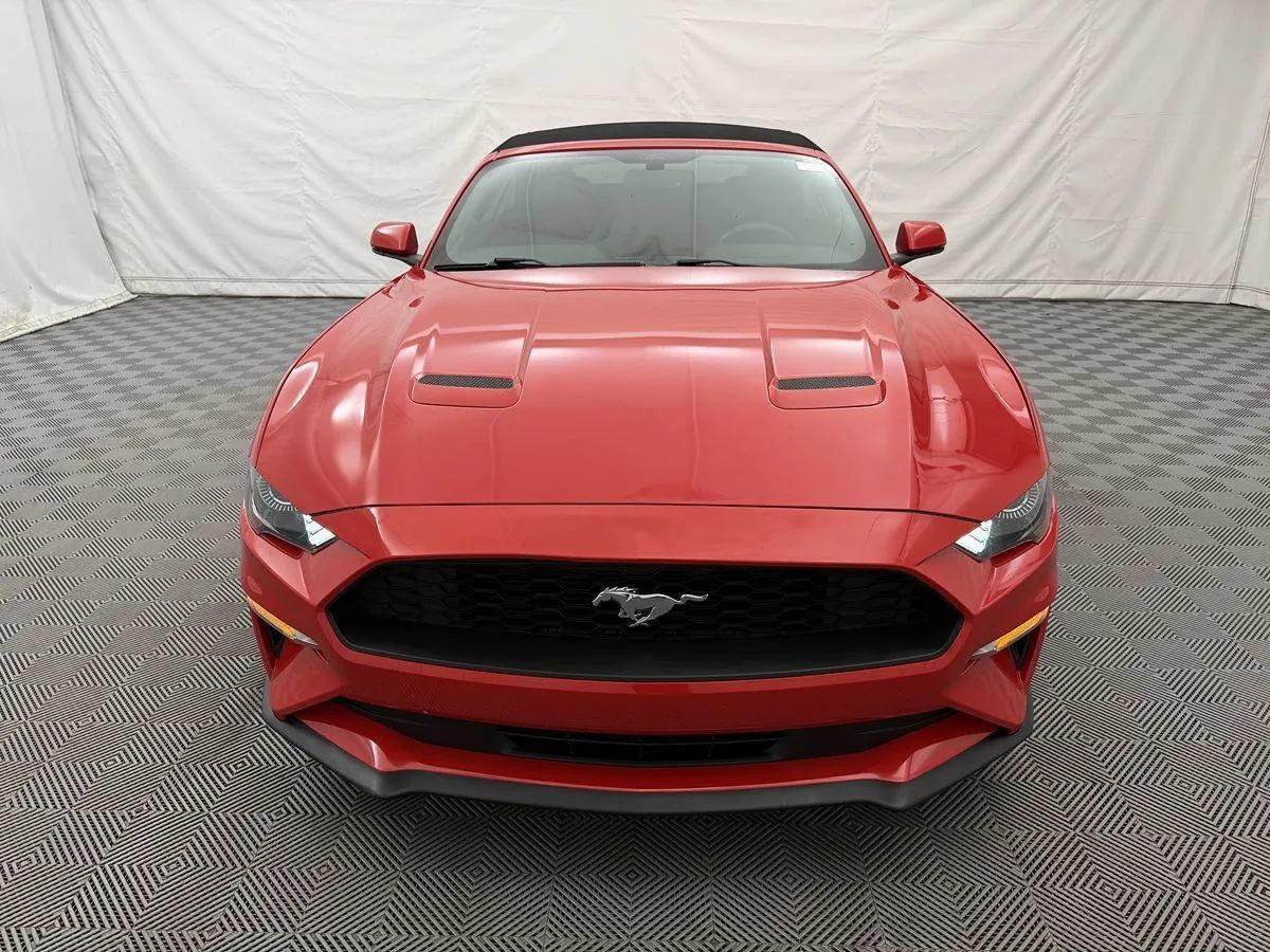 Used 2020 Ford Mustang Premium RWD image 10