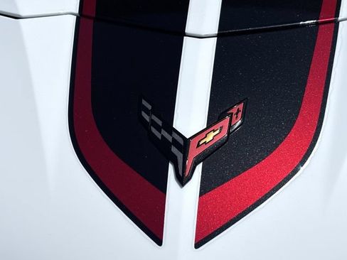 Used 2025 Chevrolet Corvette Z06 w/ Stealth Interior Trim Package RWD image 27