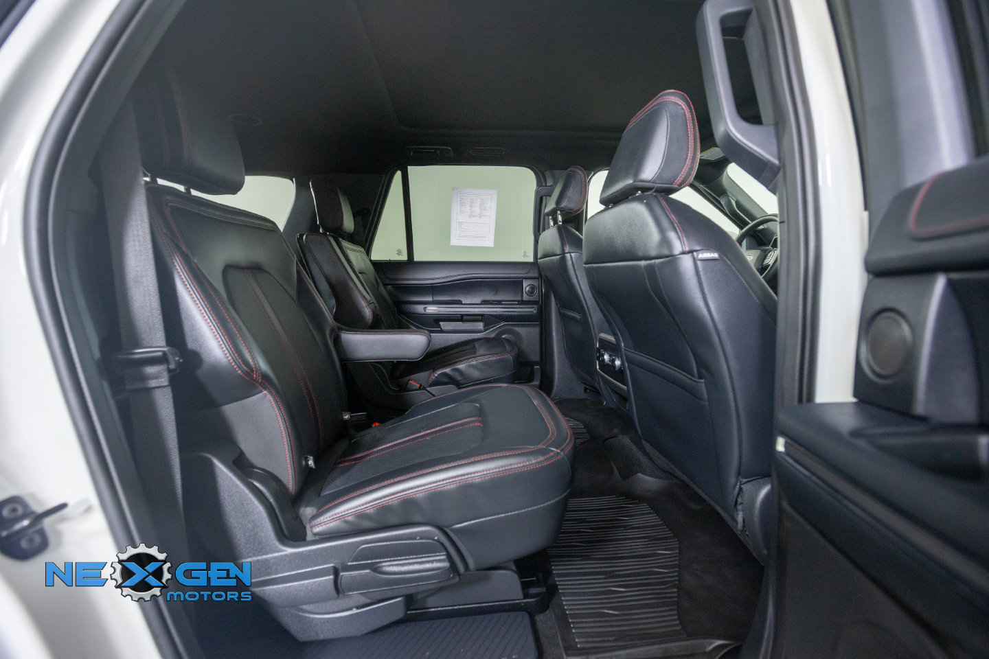 Used 2024 Ford Expedition Max Limited AWD/4WD image 42