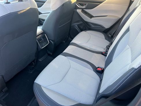 Used 2023 Subaru Forester Premium image 11