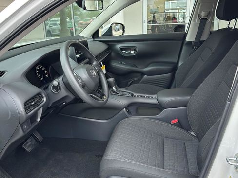 New 2026 Honda HR-V LX image 8