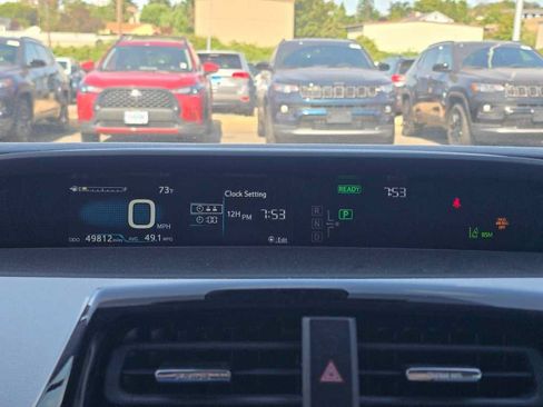 Used 2020 Toyota Prius LE AWD/4WD image 14