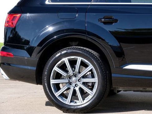 Used 2018 Audi Q7 3.0T Prestige w/ Prestige Package image 38