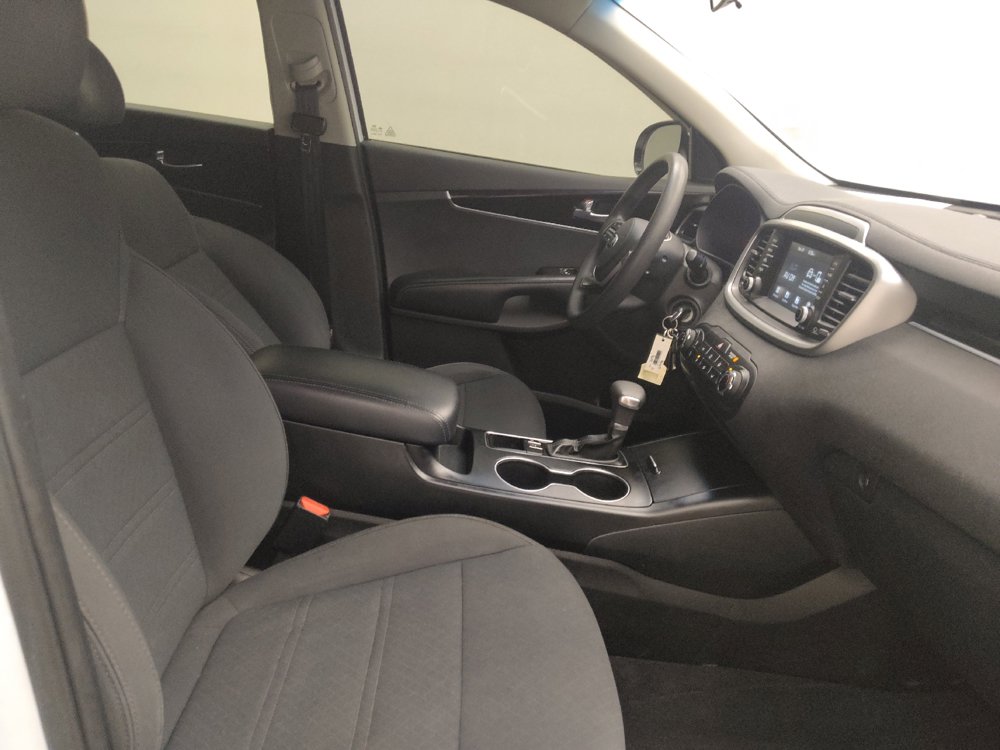 Used 2019 Kia Sorento AWD image 21