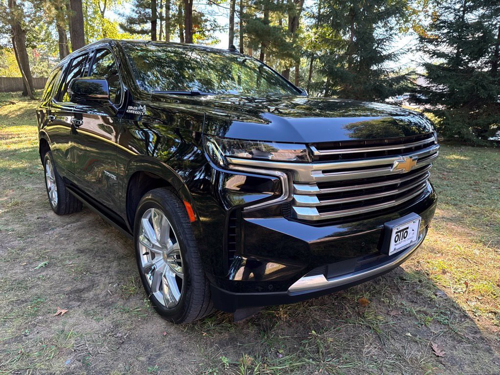 Used 2023 Chevrolet Tahoe High Country AWD/4WD image 1