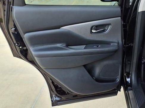 Used 2024 Nissan Murano SV w/ SV Midnight Edition Package image 19