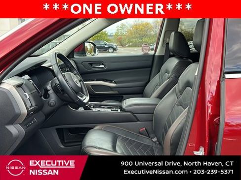 Certified 2023 Nissan Pathfinder Platinum w/ Cargo Package image 10