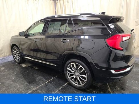 Used 2022 GMC Terrain Denali w/ Denali Premium Package image 9