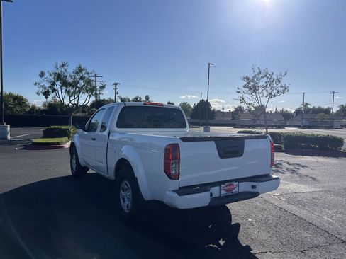 Used 2020 Nissan Frontier S image 9