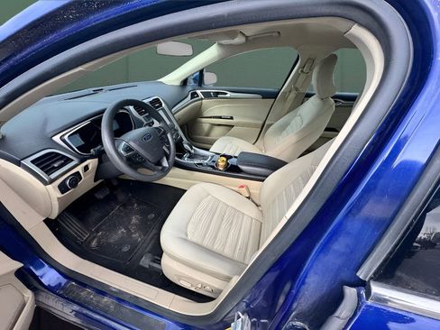 Used 2016 Ford Fusion SE image 8